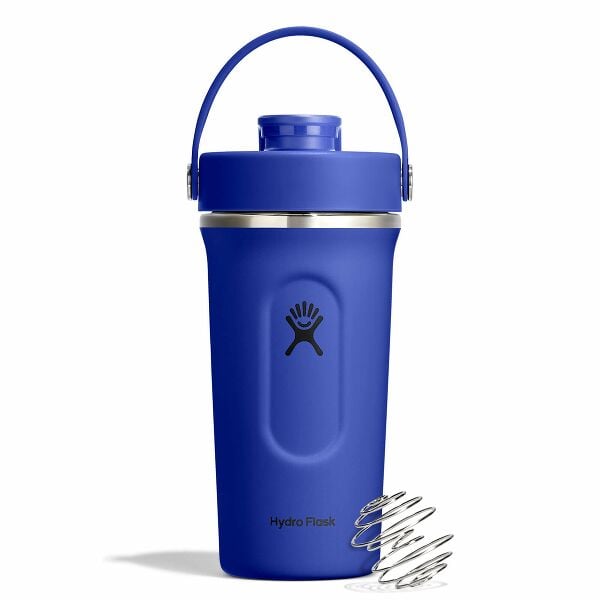 24 oz Insulated Shaker Bottle Q8